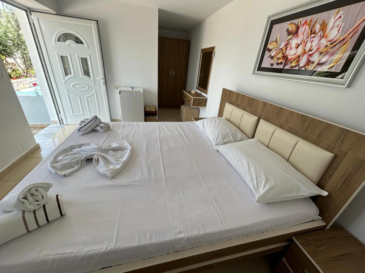 Eri Rooms Саранде Екстериор снимка