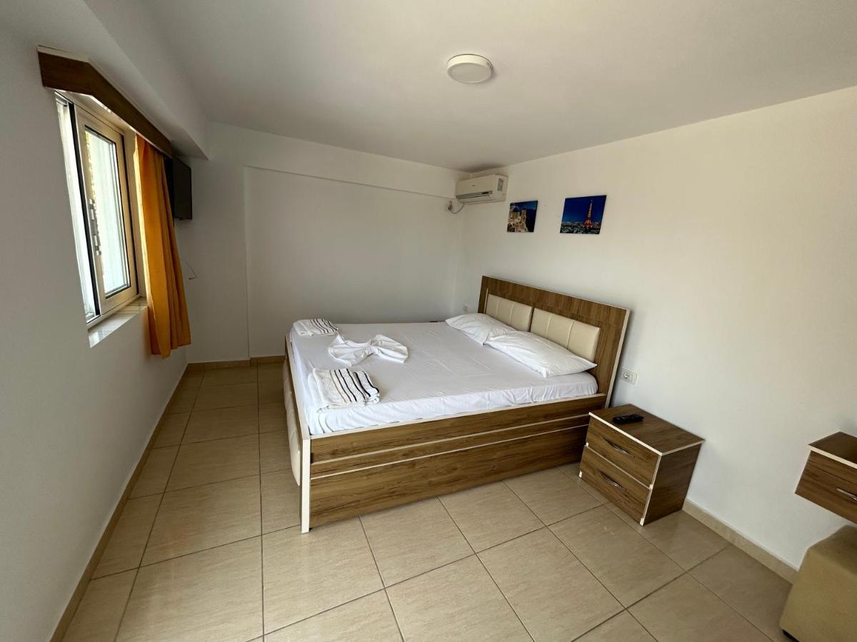 Eri Rooms Саранде Екстериор снимка