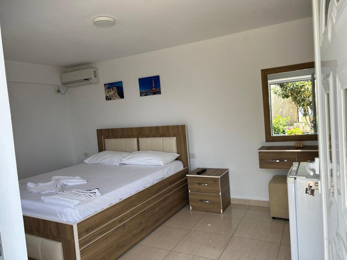 Eri Rooms Саранде Екстериор снимка