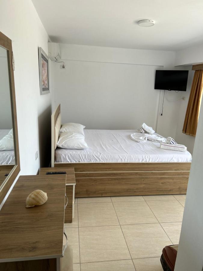 Eri Rooms Саранде Екстериор снимка