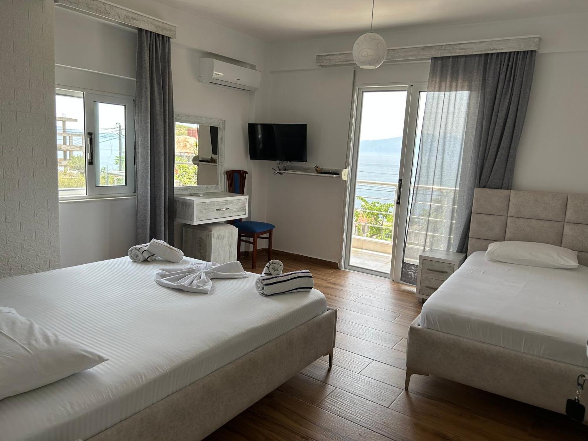 Eri Rooms Саранде Екстериор снимка
