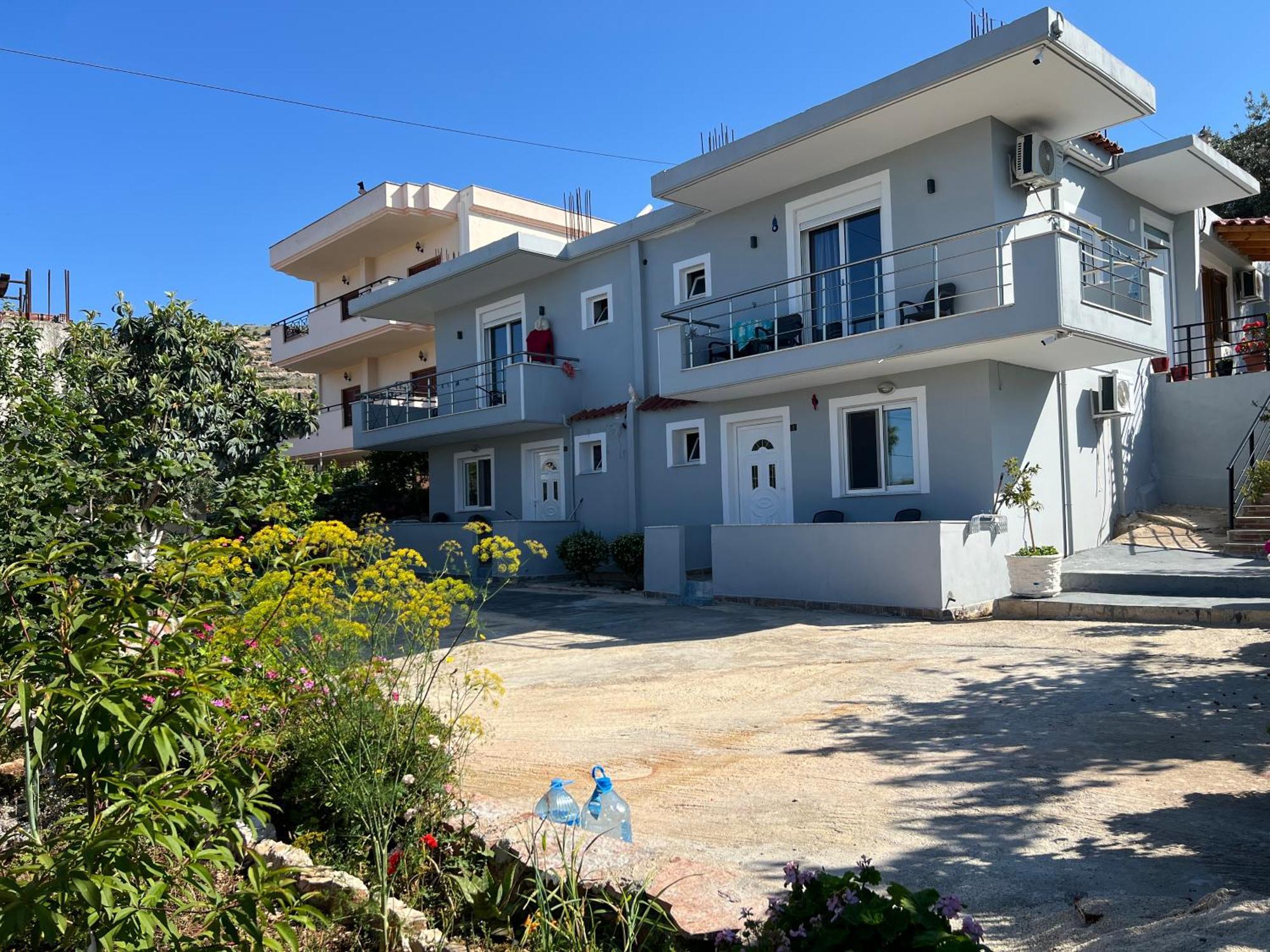 Eri Rooms Саранде Екстериор снимка