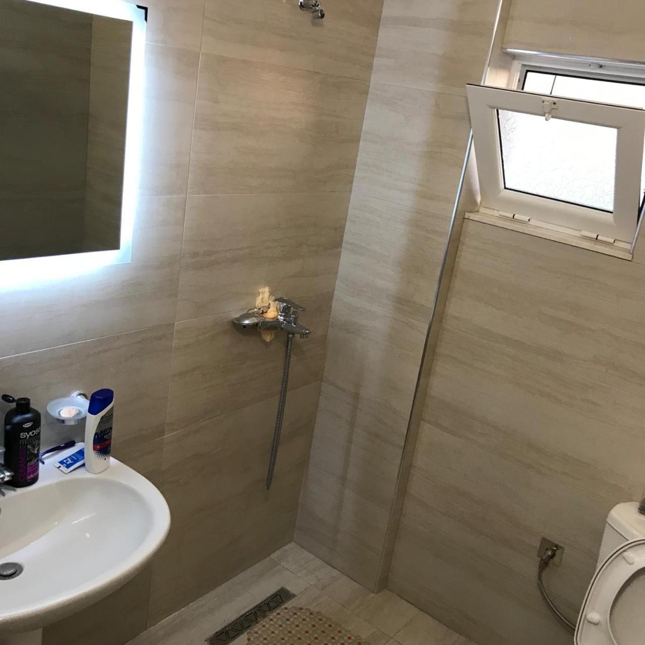 Eri Rooms Саранде Екстериор снимка